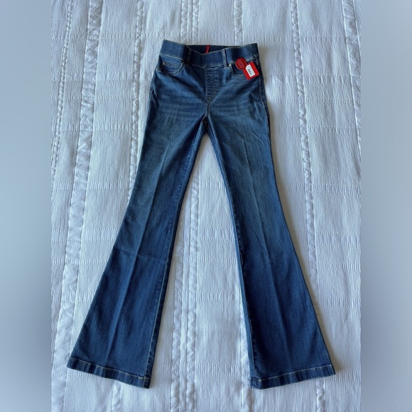 Spanx EveryWear Flare Jeans - Picture 1 of 5